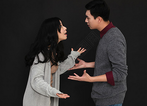 苏州律师解读：婚内多次出轨属重大过错，离婚损害赔偿有法可依