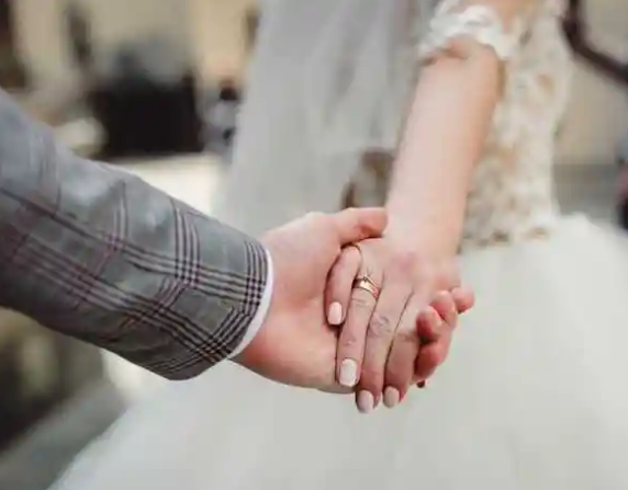 苏州律师解读：离婚转移财产躲债？法院判决撤销！